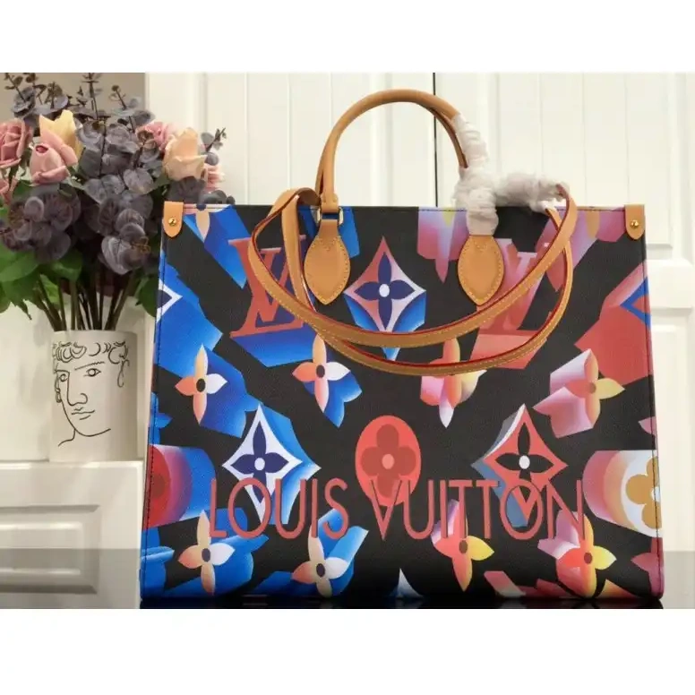 205FY0147 Bags LV 0628